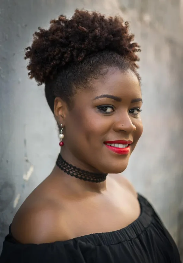 About Me Shevy Photo | Travel Beauty Blog