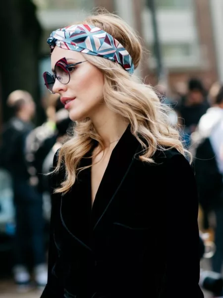 How To Wear Headbands to Elevate your Look | Travel Beauty Blog