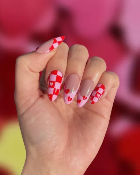 65 Pretty Valentines Nails Ideas, Art + Designs to Copy Now 65 Pretty Valentines Nails Ideas, Art + Designs to Copy Now