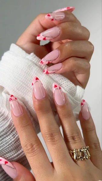 65 Pretty Valentines Nails Ideas, Art + Designs to Copy Now Pretty Valentines Nails Ideas, Art + Designs to Copy Now