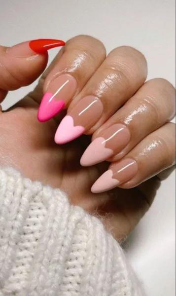 65 Pretty Valentines Nails Ideas, Art + Designs to Copy Now Pretty Valentines Nails Ideas, Art + Designs to Copy Now