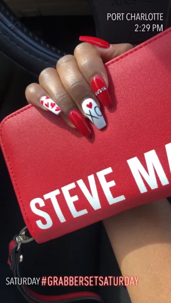 65 Pretty Valentines Nails Ideas, Art + Designs to Copy Now Pretty Valentines Nails Ideas, Art + Designs to Copy Now