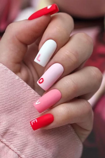 65 Pretty Valentines Nails Ideas, Art + Designs to Copy Now Pretty Valentines Nails Ideas, Art + Designs to Copy Now