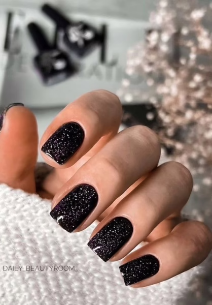 The Best New Years Eve Nails to Copy now The Best New Years Eve Nails to Copy now | Travel Beauty Blog