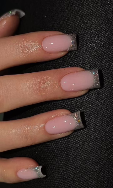 The Best New Years Eve Nails to Copy now The Best New Years Eve Nails to Copy now | Travel Beauty Blog