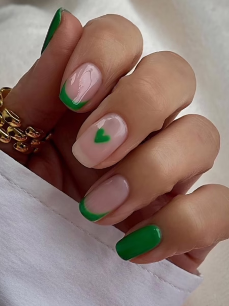 Stunning St Patricks Day Nails Designs to Try This Year | Travel Beauty Blog