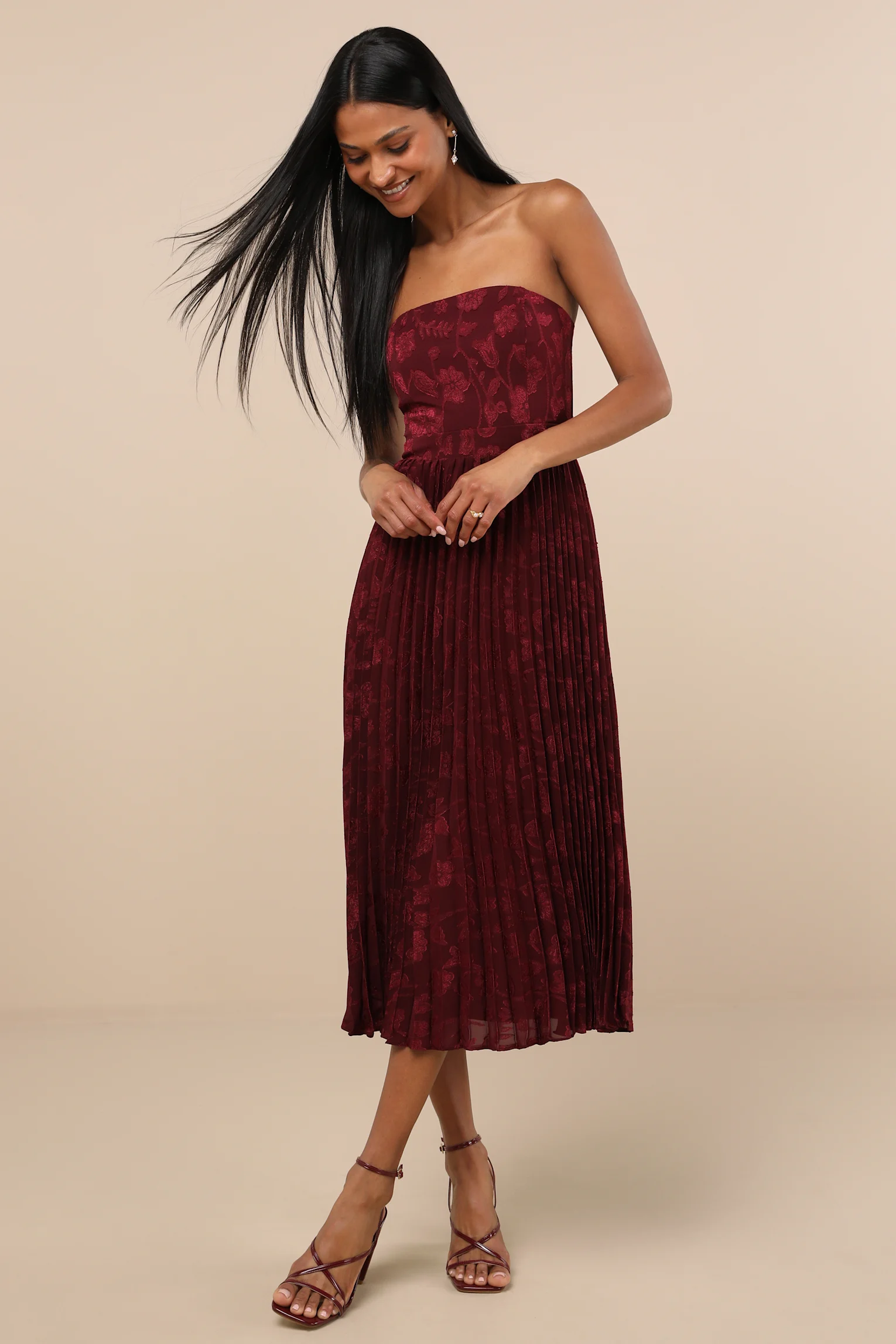 10 Gorgeous Fall Wedding Guest Dresses for 2026 Gorgeous Fall Wedding Guest Dresses for 2026 | Travel Beauty Blog