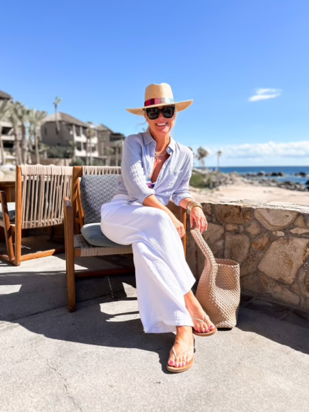 25+ Chic Italy Outfit Ideas to Look Great on Vacation What to Wear in Italy on Vacation + Elegant Italy Outfit Ideas | Travel Beauty Blog