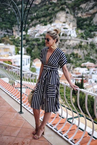 25+ Chic Italy Outfit Ideas to Look Great on Vacation What to Wear in Italy on Vacation + Elegant Italy Outfit Ideas | Travel Beauty Blog