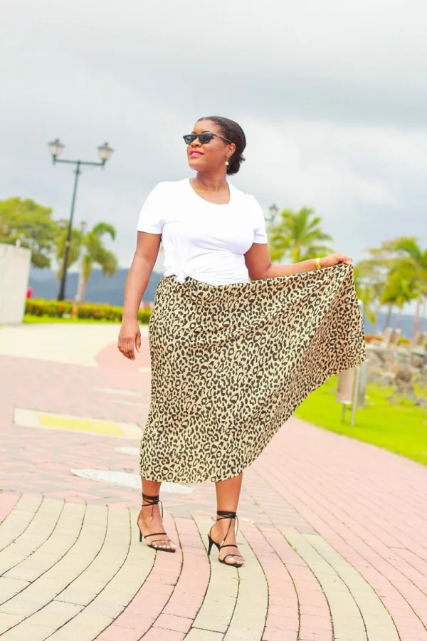 Leopard Print Skirt Outfit Ideas for Spring and Summer | Travel Beauty Blog