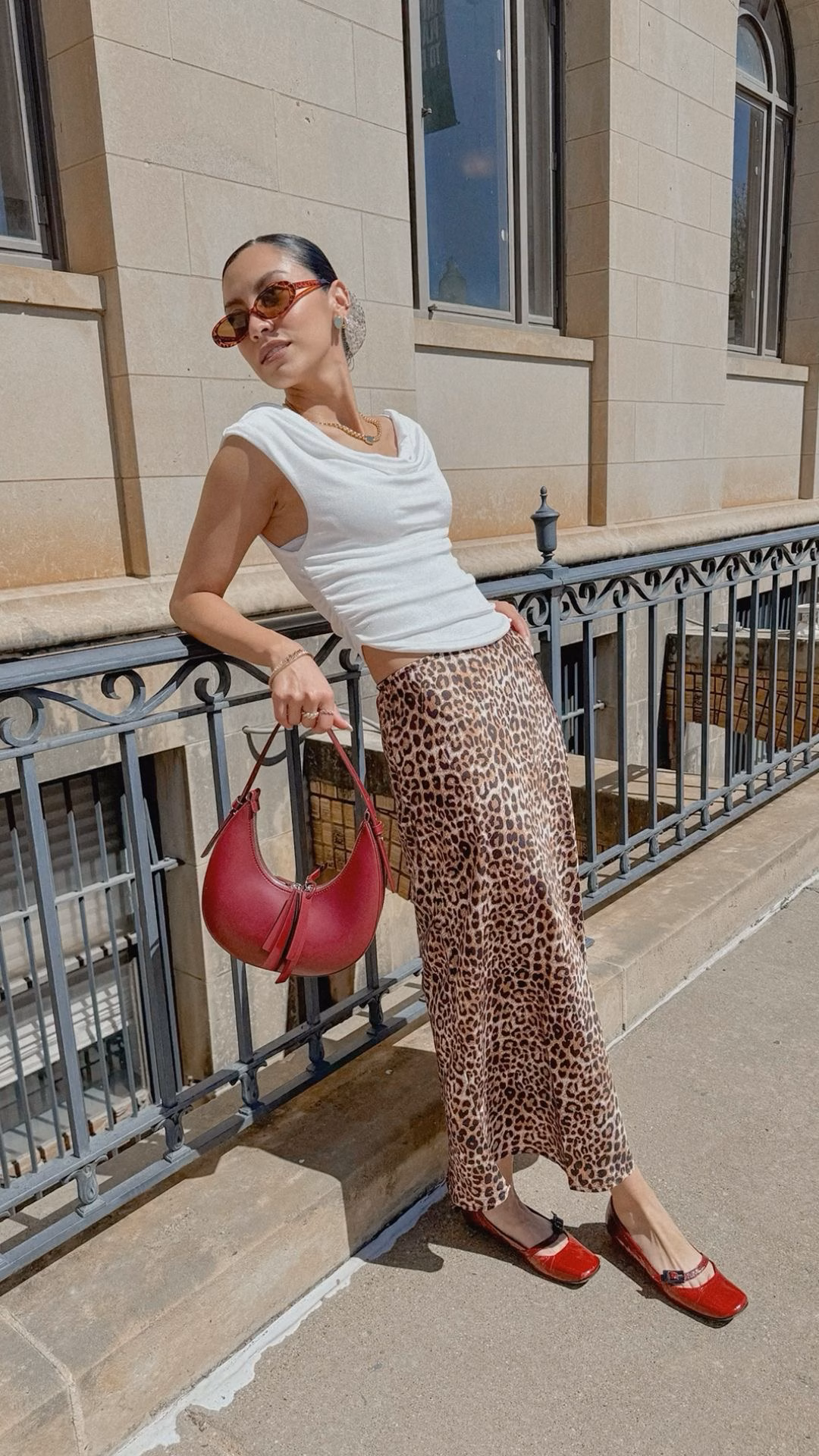 Leopard Print Skirt Outfit Ideas for Spring and Summer | Travel Beauty Blog