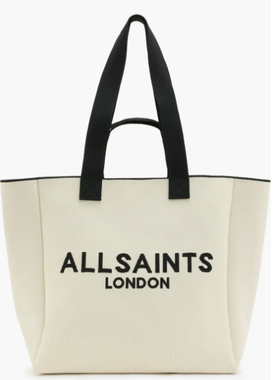 Stylish Summer Beach Bags to make a Statement | Travel Beauty Blog