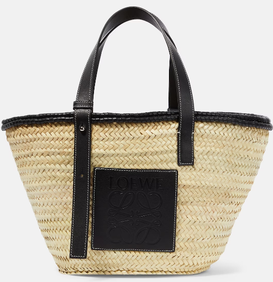 Stylish Summer Beach Bags to make a Statement | Travel Beauty Blog