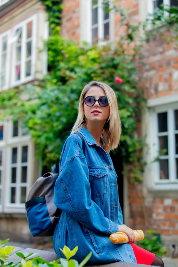 20+ Timeless Outfits With A Jean Jacket To Replicate Now Timeless Outfits With A Jean Jacket + Styling Ideas