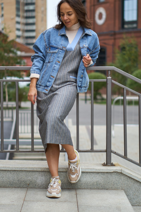 20+ Timeless Outfits With A Jean Jacket To Replicate Now Timeless Outfits With A Jean Jacket + Styling Ideas