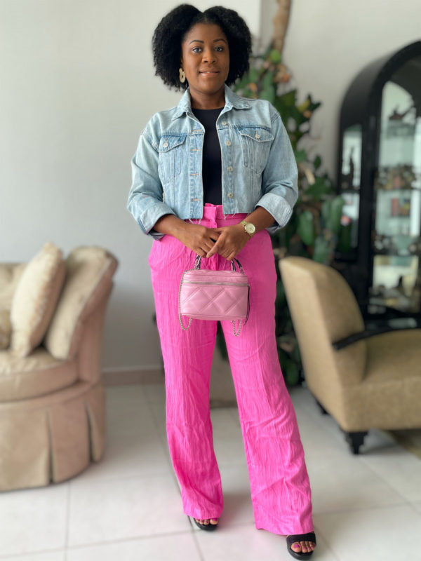20+ Timeless Outfits With A Jean Jacket To Replicate Now Timeless Outfits With A Jean Jacket + Styling Ideas