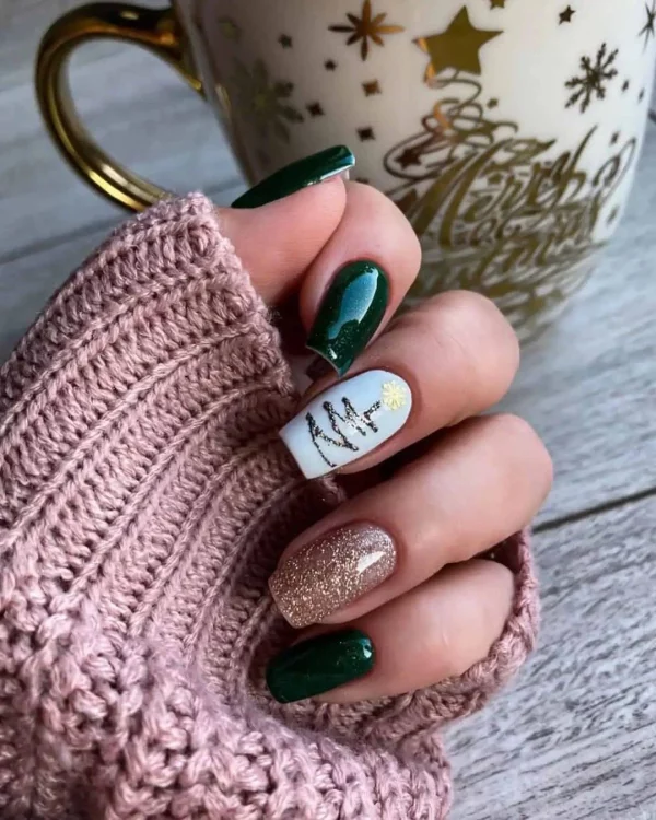 Christmas Nails Ideas | Travel Beauty Blog