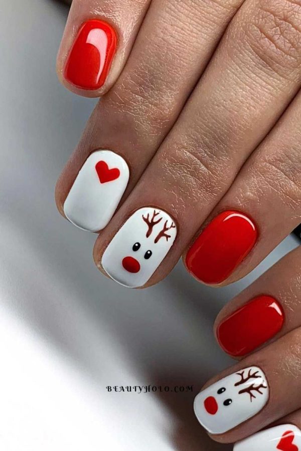 Short Red Christmas | Travel Beauty Blog