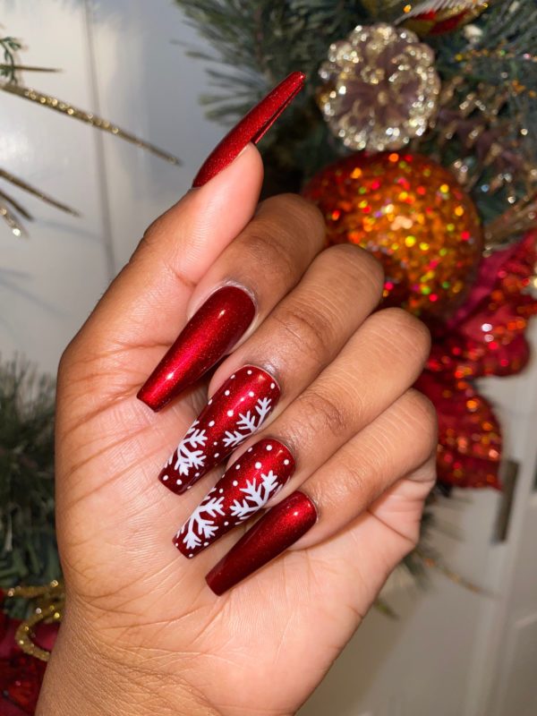 Chrome Red Snowflake Christmas Nails Ideas | Travel Beauty Blog