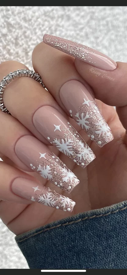 Neutral Christmas Nails | Travel Beauty Blog