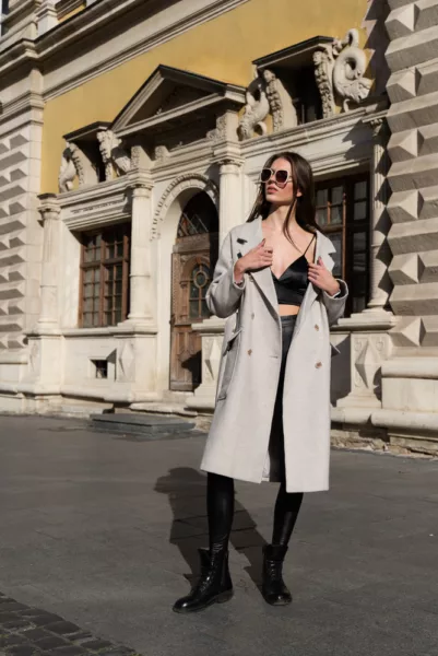 21 Style Tips for Women to Look and Feel Confident Everyday Style Tips for Women to Look and Feel Confident | Travel Beauty Blog