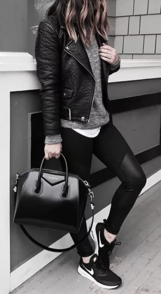 21 Style Tips for Women to Look and Feel Confident Everyday Style Tips for Women to Look and Feel Confident | Travel Beauty Blog