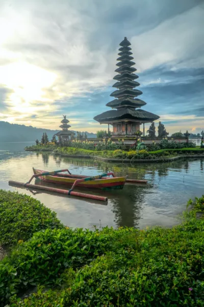 10 Best Destination Summer Vacation Ideas for Families Best Summer Vacation Ideas Around The Globe for Families | Travel Beauty Blog
