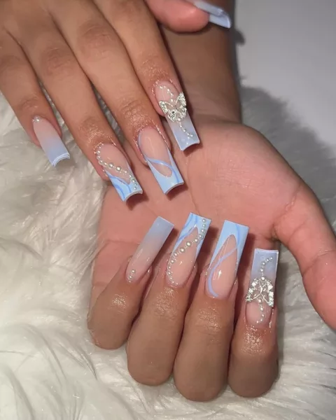 The Cutest Light Blue Nails To Rock for Winter/Spring | March Nails | Travel Beauty Blog