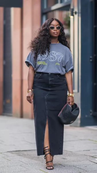 These Stylish Long Denim Skirt Outfits are the 90s Nostalgia