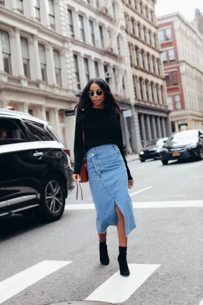 These Stylish Long Denim Skirt Outfits are bringing back the '90s Nostalgia