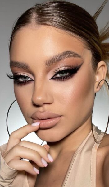 13 Gorgeous Glam Makeup Ideas You Can Wear Everyday