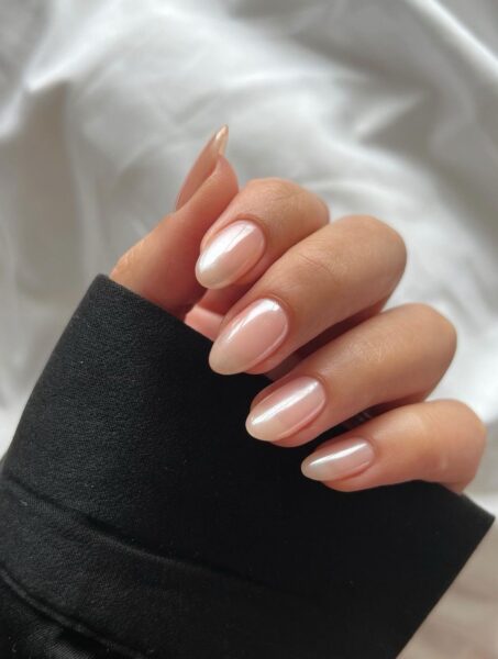 40 Gorgeous Graduation Nails Ideas for College Students Gorgeous Graduation Nails Ideas for College Students | Travel Beauty Blog