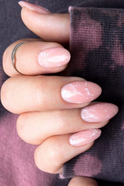 40 Gorgeous Graduation Nails Ideas for College Students 40 Gorgeous Graduation Nails Ideas for College Students