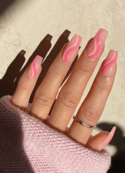 40 Gorgeous Graduation Nails Ideas for College Students Gorgeous Graduation Nails Ideas for College Students | Travel Beauty Blog