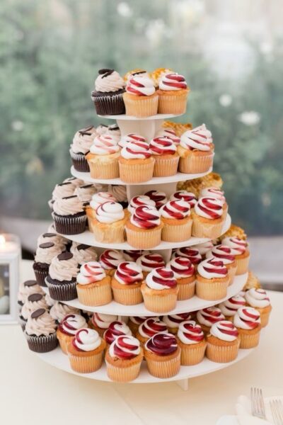 21 Graduation Cupcakes and Dessert Ideas that will delight Guests 21 Graduation Cupcakes and Dessert Ideas that will delight Guests