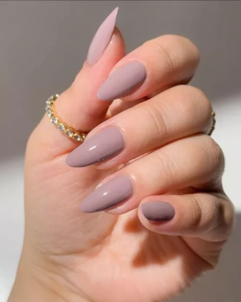 Stunning Fall Nails Ideas | Travel Beauty Blog
