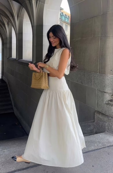 24 Stylish Maxi Skirt Outfit Combos You Haven’t Tried Yet Stylish Maxi Skirt Outfit Combos You Haven’t Tried Yet | Travel Beauty Blog