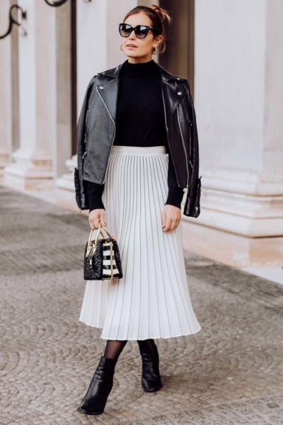 24 Stylish Maxi Skirt Outfit Combos You Haven’t Tried Yet Stylish Maxi Skirt Outfit Combos You Haven’t Tried Yet | Travel Beauty Blog