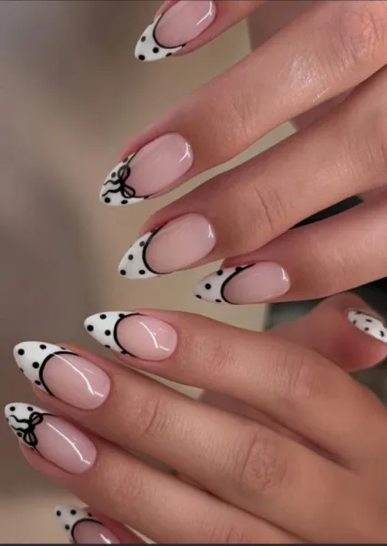 20+ Cute February Nails for Winter Season and Valentine's Day Cute February Nails for Winter Season and Valentine’s Day | Travel Beauty Blog
