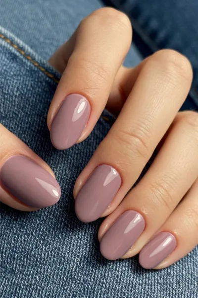 Classy Old Money Nails Ideas | Travel Beauty Blog