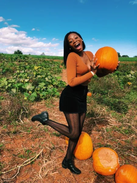 30 Cute Pumpkin Patch Outfit Ideas to Copy This Fall 30 Cute Pumpkin Patch Outfit Ideas to Copy This Fall | Travel Beauty Blog